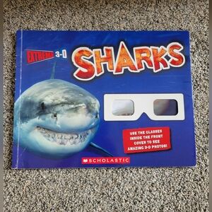 Book: Extreme 3D Sharks (missing 3d glasses)
